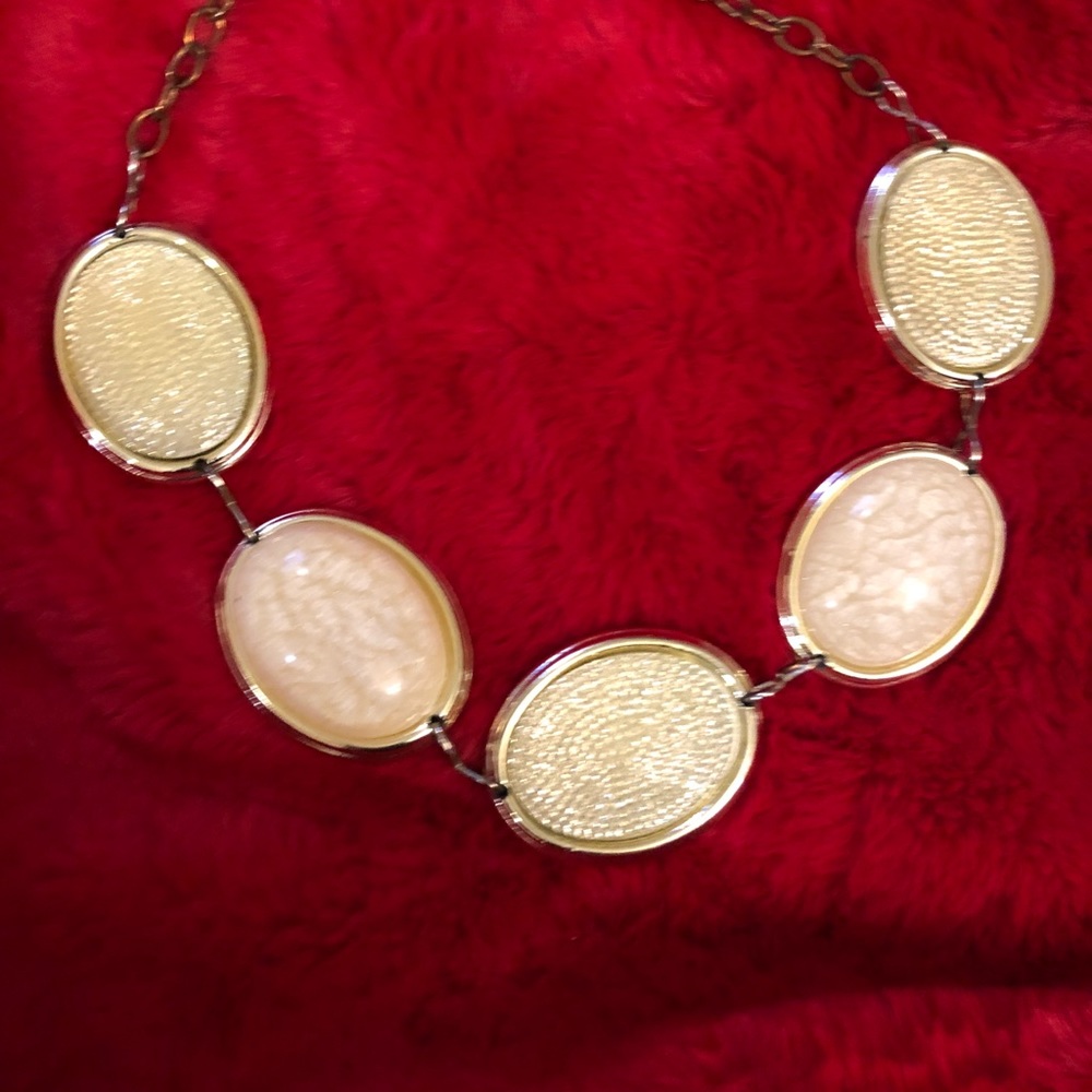 Statement piece
